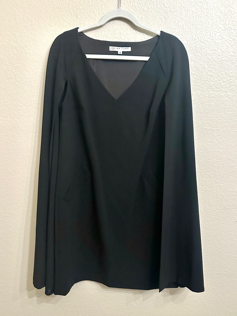 Trina Turk Black Cape Sleeve V-Neck Dress Size 8